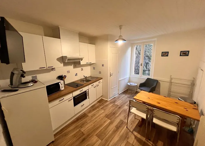 Appartement 4 Personnes, Wifi, Proche Centre Et Thermes