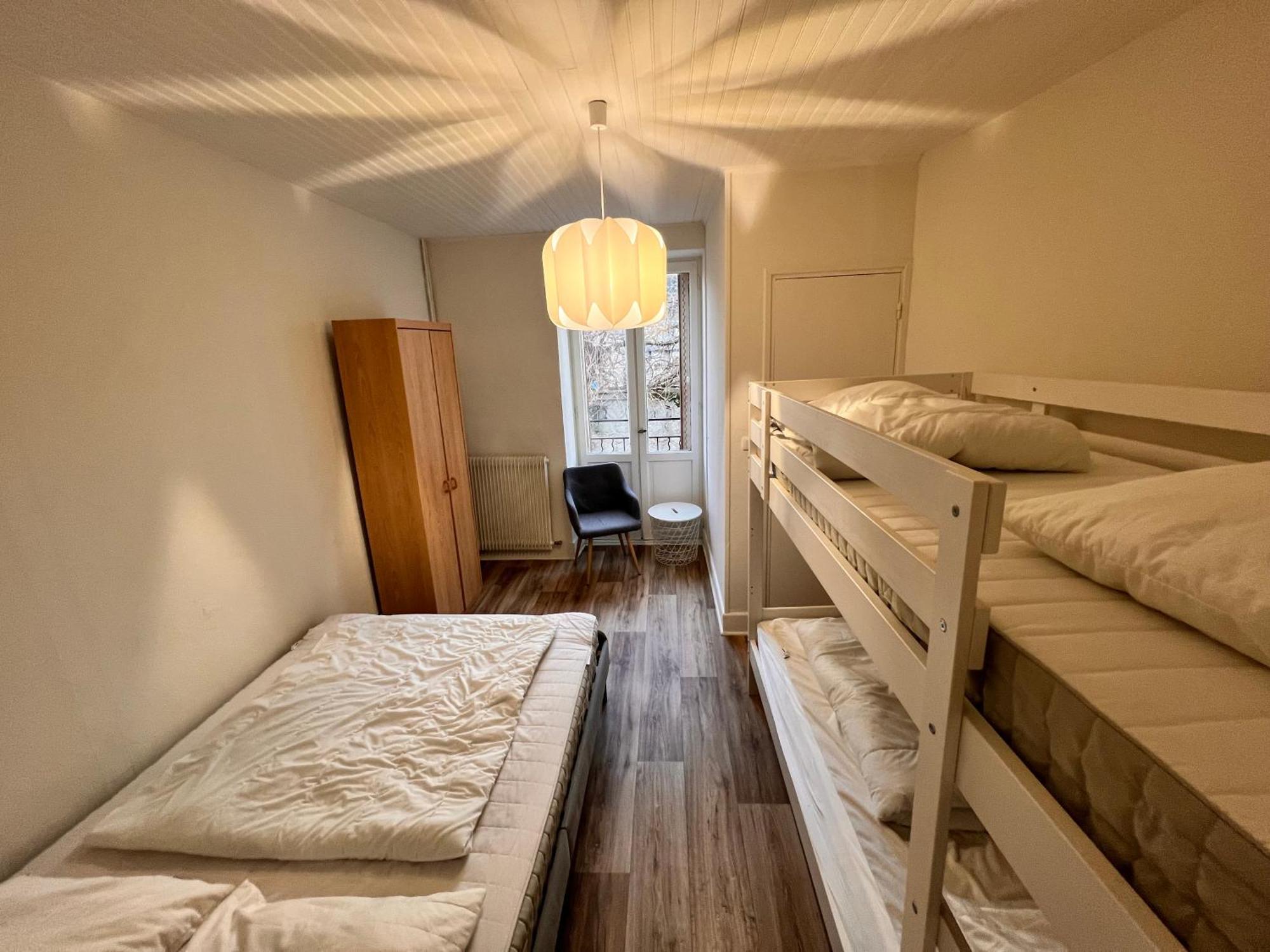 4 Personnes, Wifi, Proche Centre Et Thermes Apartment